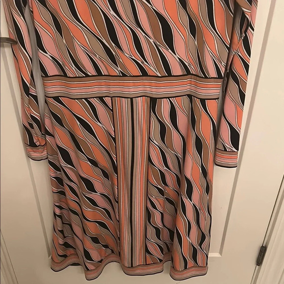 MICHAEL Michael Kors Coral and Black Lined Dress Long Sleeve, size M - Picture 3 of 6